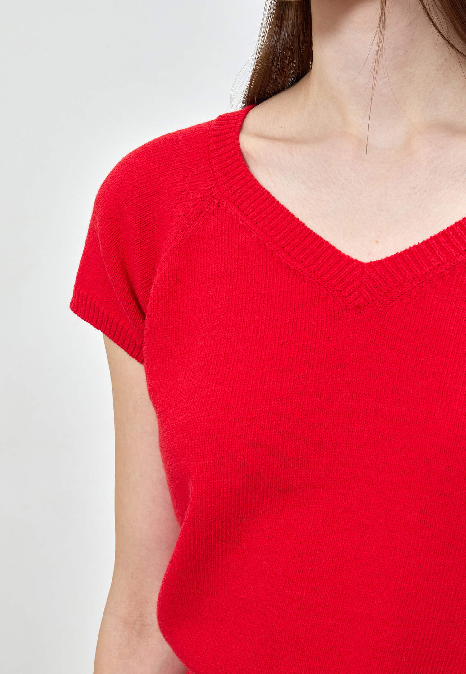 CLEAN COTTON CAP SLEEVE KNIT TOP - RED